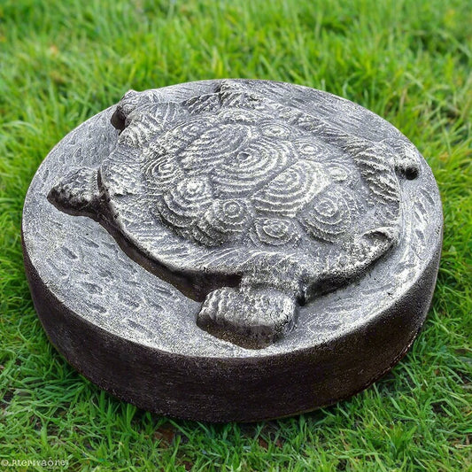 The Eco-Friendly Truth: Concrete Statues vs. Other Materials - Stone Grove Statuary