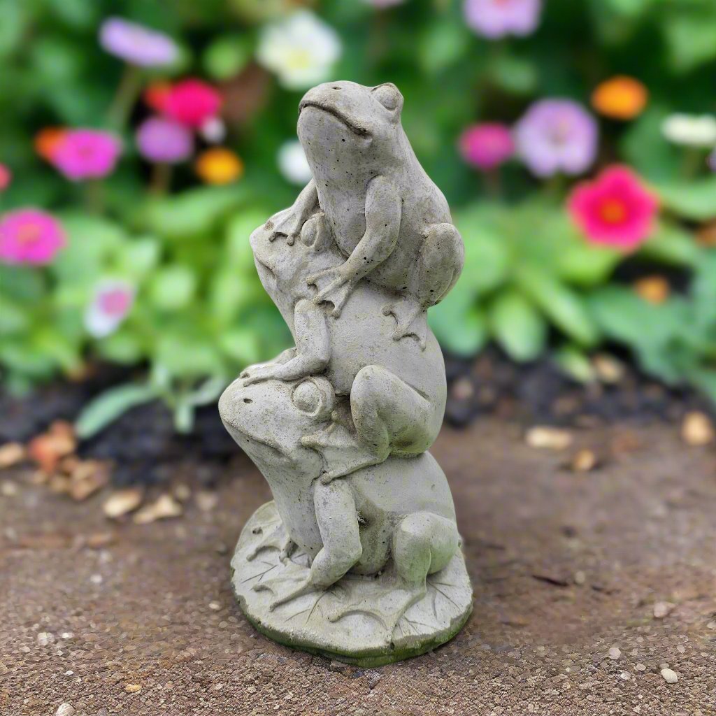 Frogs on Lilypad Statue (12" x 6") - Stone Grove Statuary