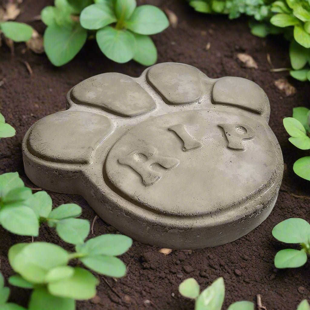 Paw Shaped RIP Stepping Stone (6