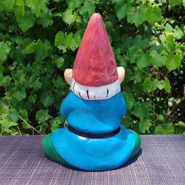 Praying Gnome Statue (8