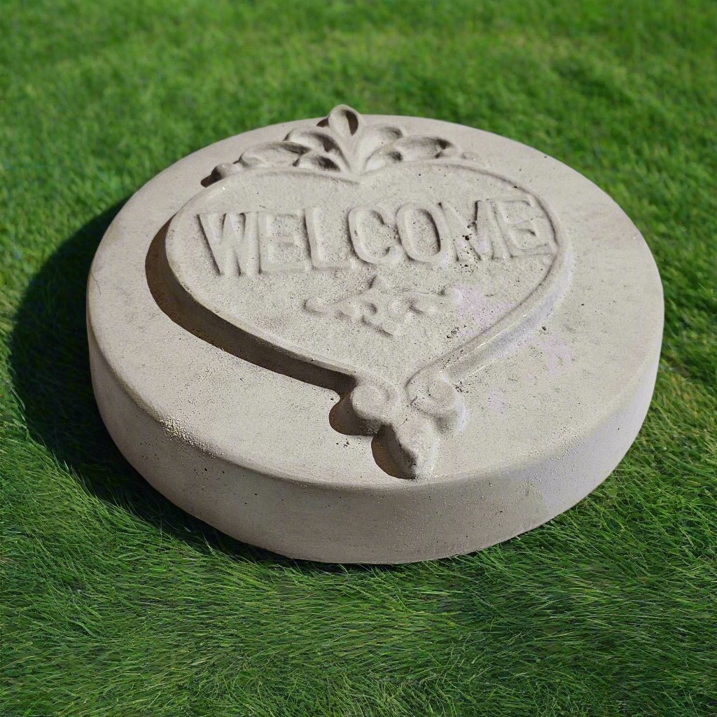 Welcome Heart Stepping Stone (8" x 1.25") - Stone Grove Statuary